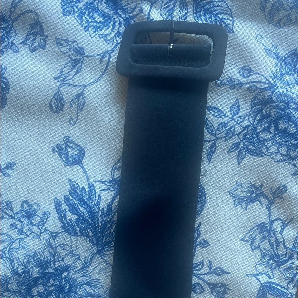 Stylish womens belt size 12